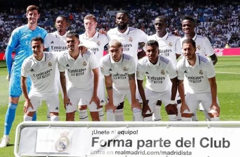 Từ “Real” trong tiếng Tây Ban Nha mang nghĩa Hoàng gia, tạo nên danh xưng đặc biệt của Real Madrid.